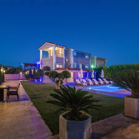 Villa Shameti - Private With Pool And Billiards Near By Mana Gers Zakynthos Town